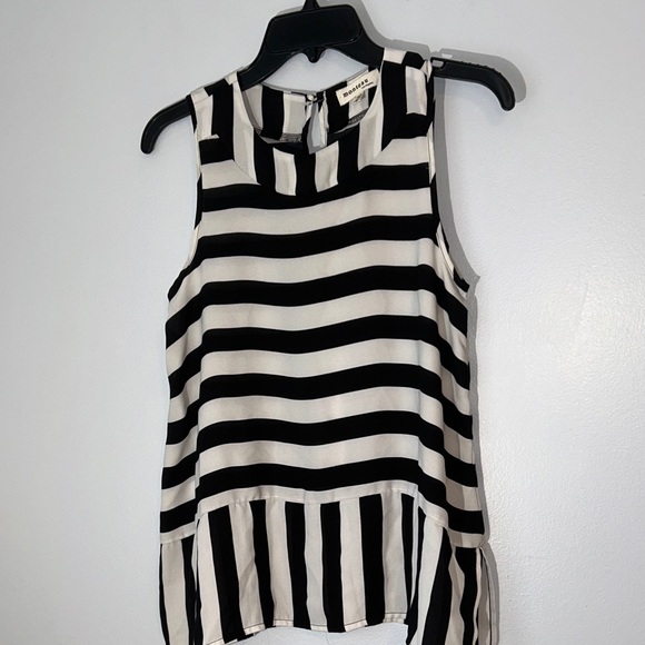 Monteau Tops - Monteau Black and White Striped Sleeveless Blouse Size S‎
